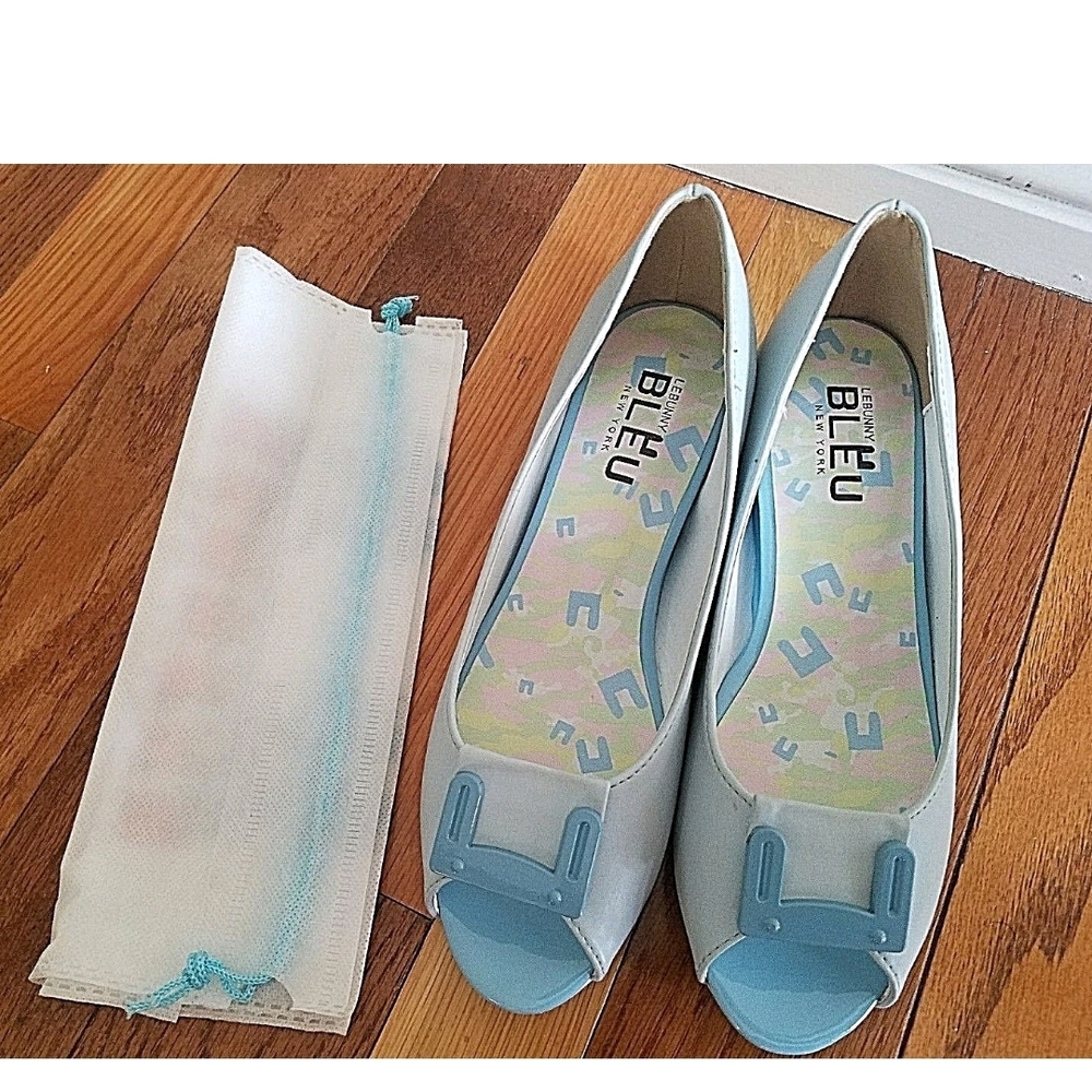 LeBunny Bleu Women Bunny cotton candy open toe flats shoes sandals size 7 New